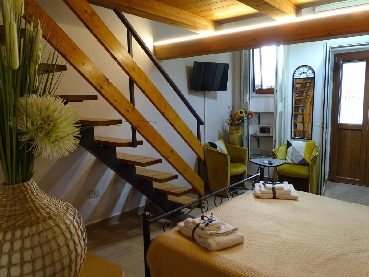 B&B Vinci โนโต ภายนอก รูปภาพ