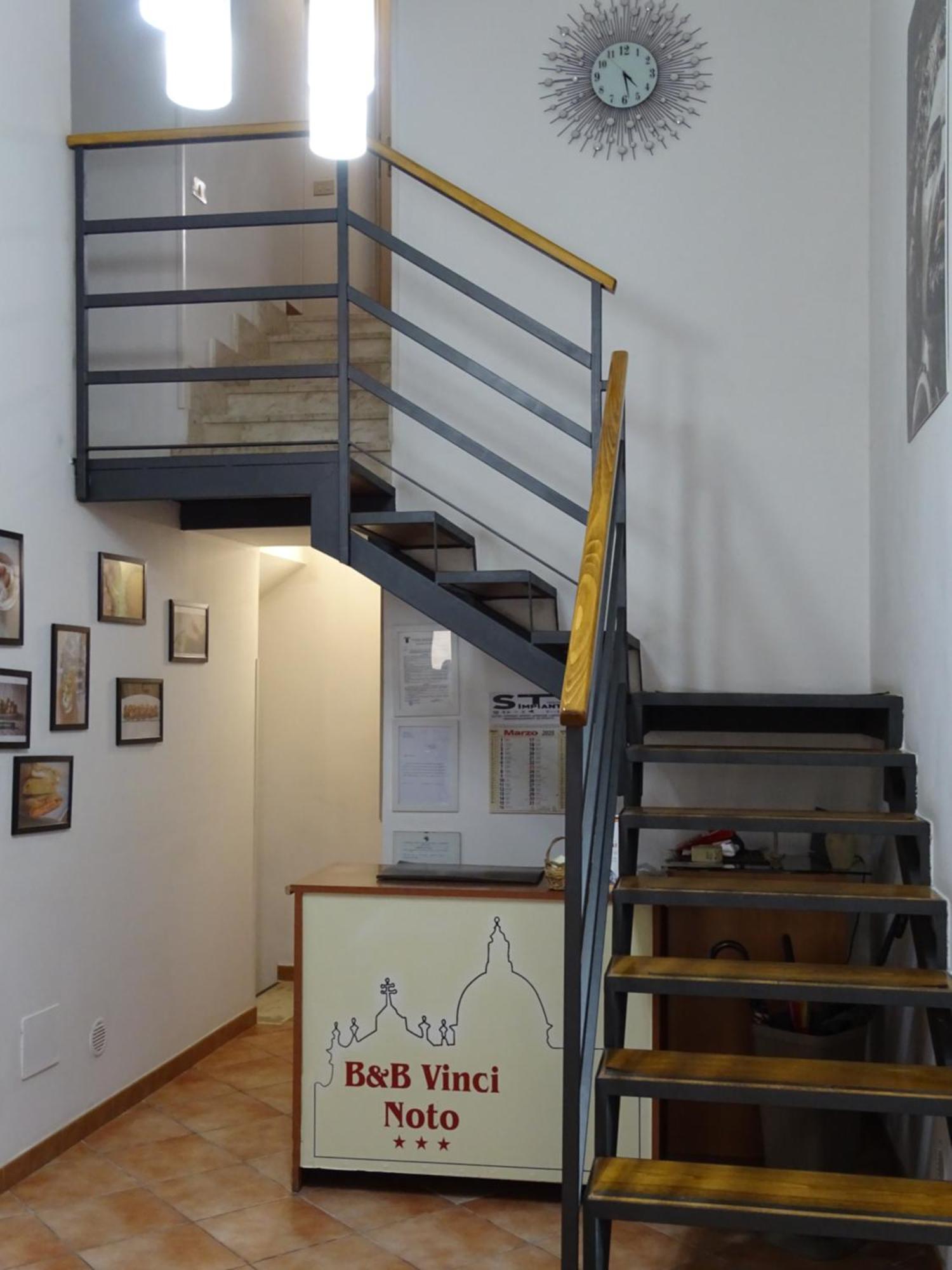 B&B Vinci โนโต ภายนอก รูปภาพ